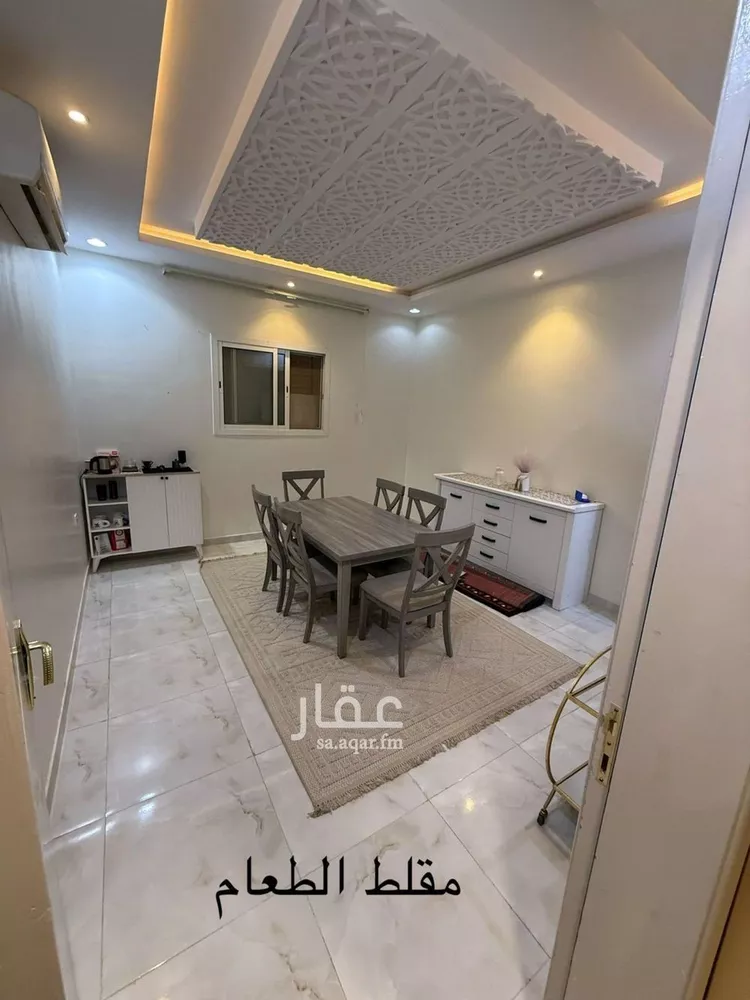فيلا للإيجار في شارع المنذر بن سعيد, حي بدر, مدينة الرياض, منطقة الرياض صورة 3