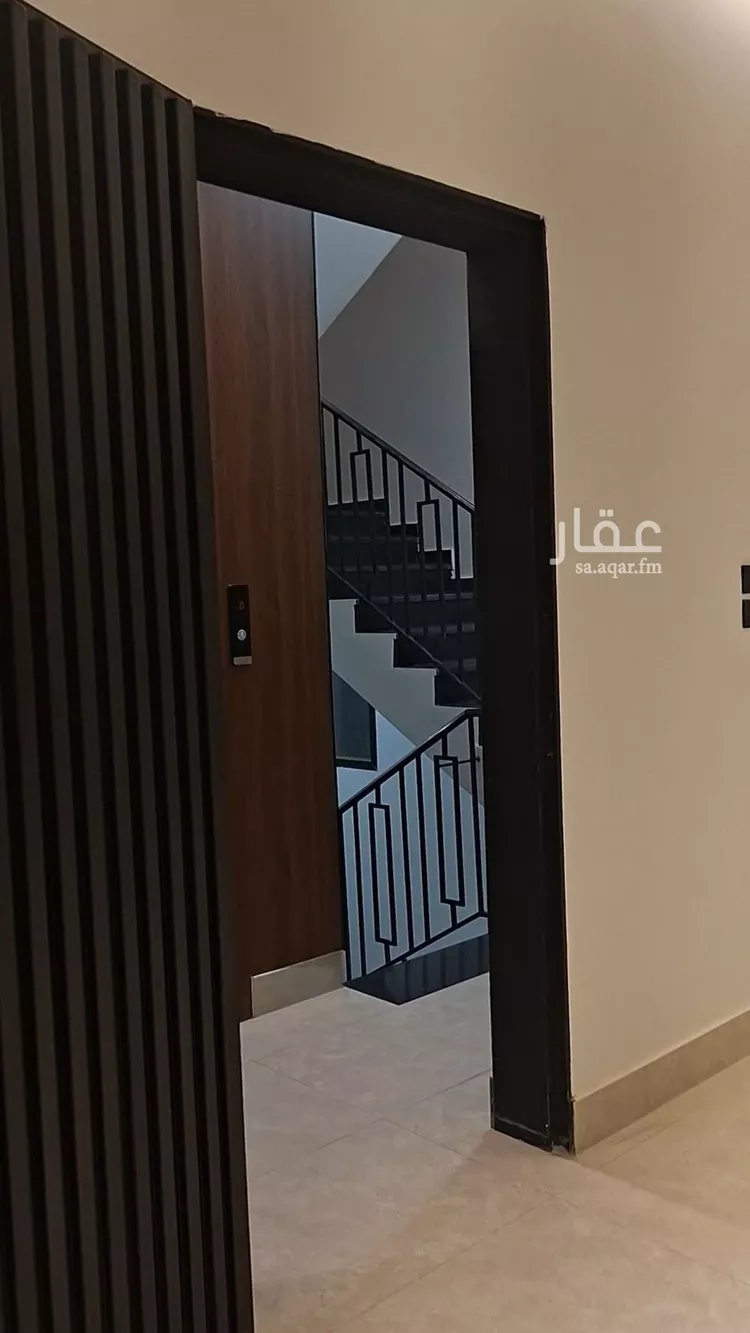 دور للبيع في شارع السراج, حي المعيزيلة, مدينة الرياض, منطقة الرياض صورة 3