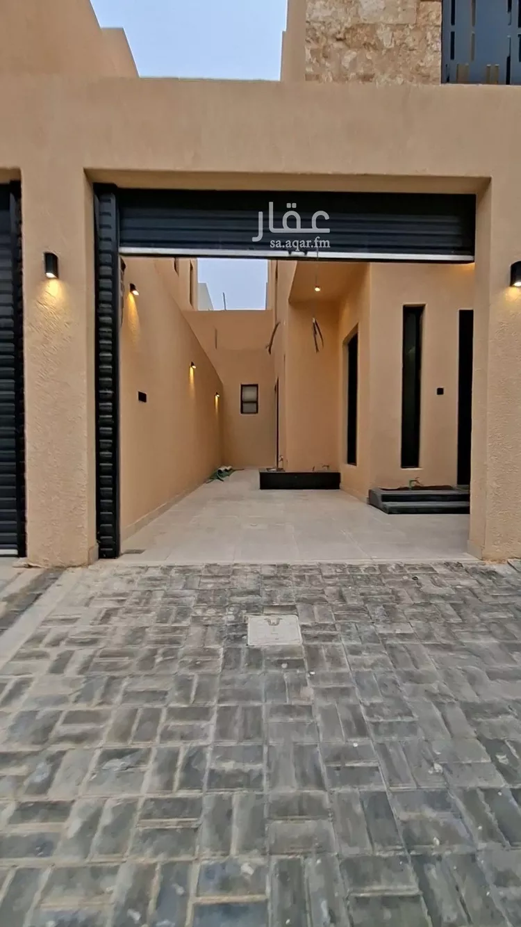 دور للبيع في شارع عبدالرحمن العاصي, حي الرمال, مدينة الرياض, منطقة الرياض 1 صورة