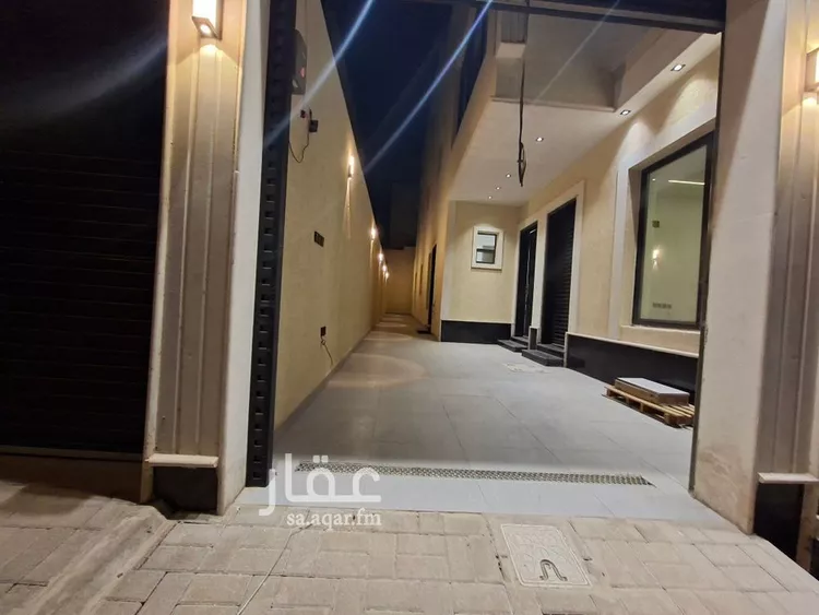 دور للبيع في شارع علي البجادي , حي الرمال, مدينة الرياض, منطقة الرياض صورة 3
