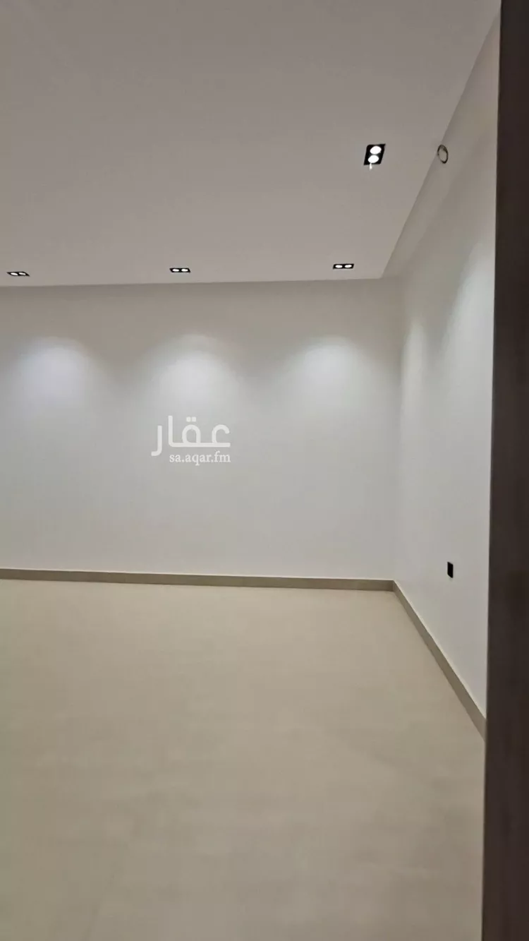 دور للبيع في شارع يحيى بن جزلة, حي الرمال, مدينة الرياض, منطقة الرياض صورة 3