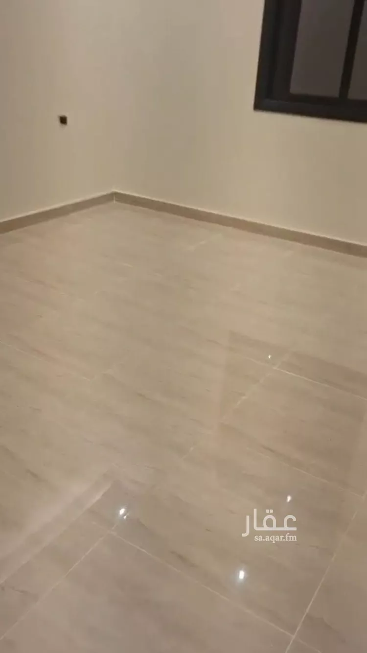 Floor for Sale in Riyadh Al Janadriyah