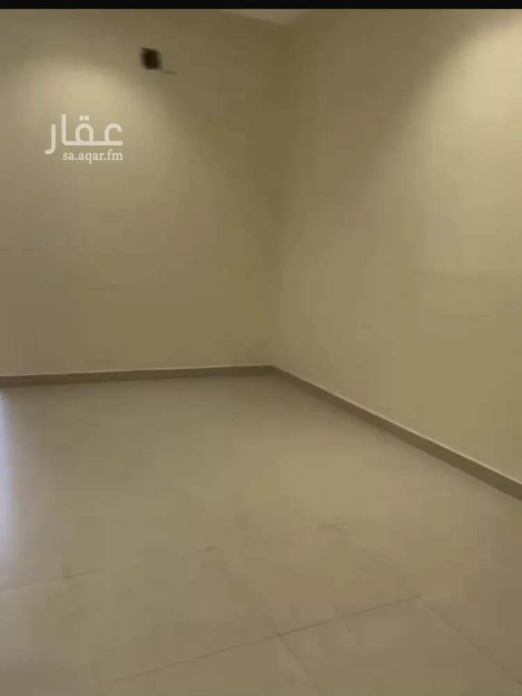 Floor for Sale in Riyadh Al Janadriyah صورة 2