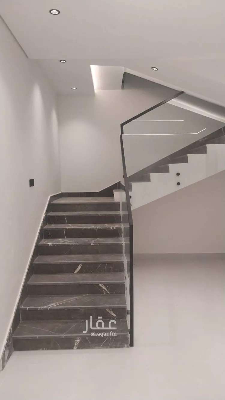 فيلا للبيع في شارع الشيخ سليمان بن عبدالله بن محمد, حي الخليج, مدينة الرياض, منطقة الرياض