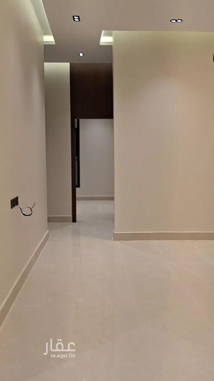 دور للبيع في شارع رقم 62, حي الندوة, مدينة الرياض, منطقة الرياض صورة 4