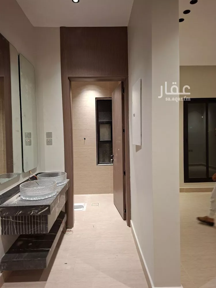 دور للبيع في شارع عبدالرحمن العاصي, حي النظيم, مدينة الرياض, منطقة الرياض صورة 3