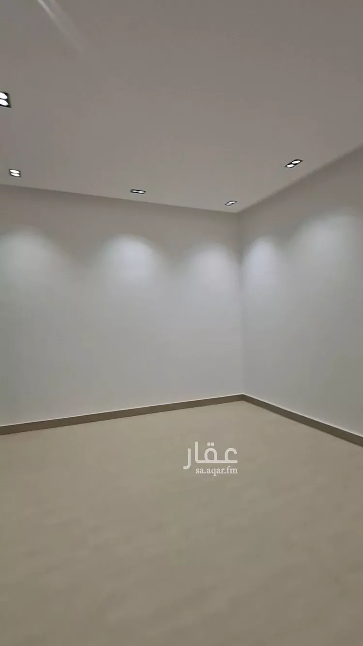 دور للبيع في شارع عبدالرحمن العاصي, حي الرمال, مدينة الرياض, منطقة الرياض صورة 4