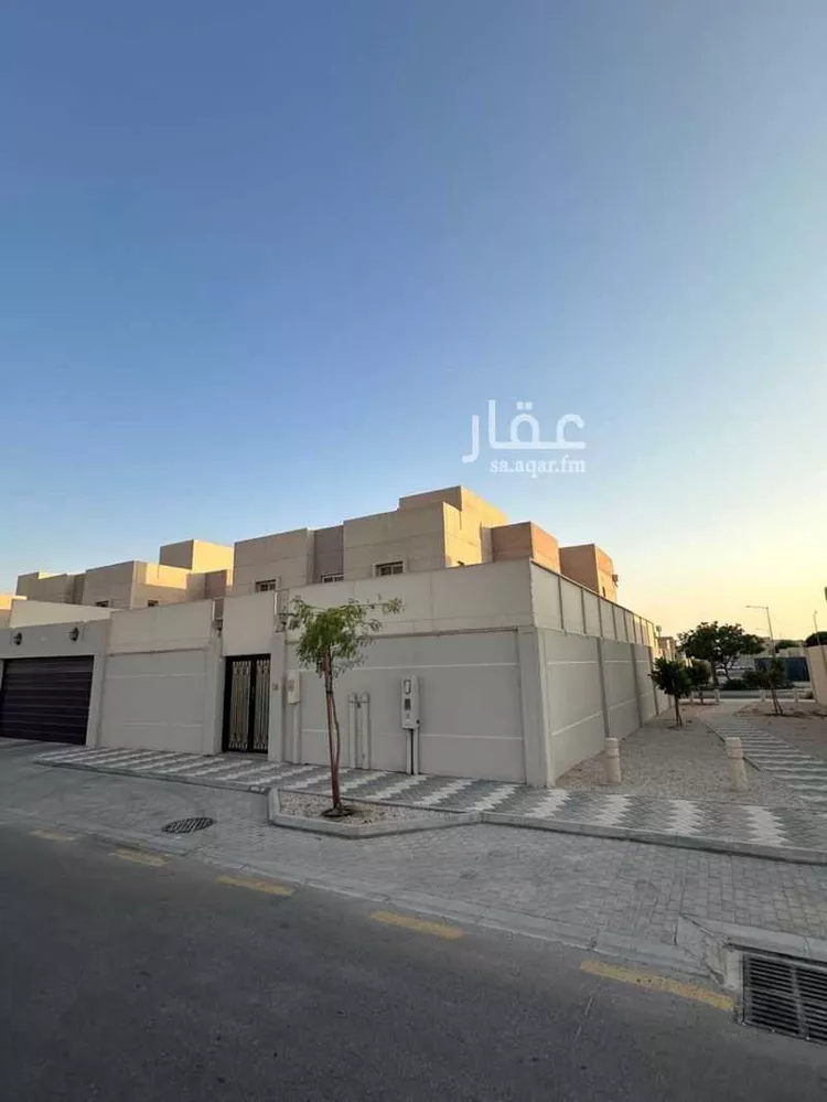 فيلا للبيع في شارع الفل ، حي المطرفية ، الجبيل ، الجبيل صورة 5