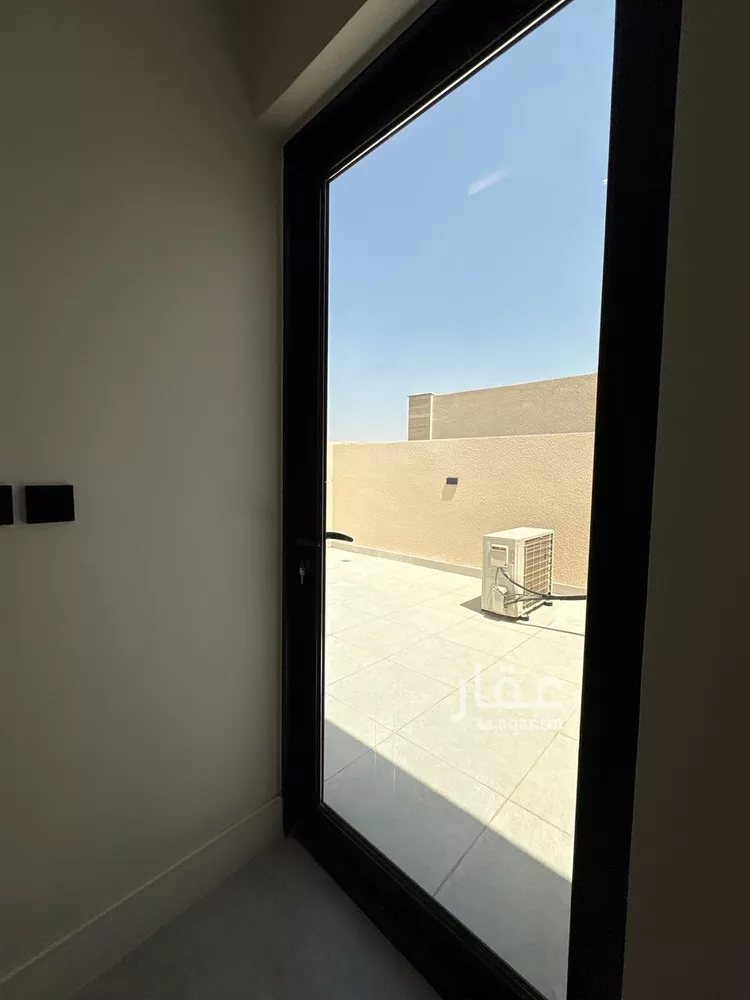 دور للبيع في شارع رقم 355, حي النرجس, مدينة الرياض, منطقة الرياض 9