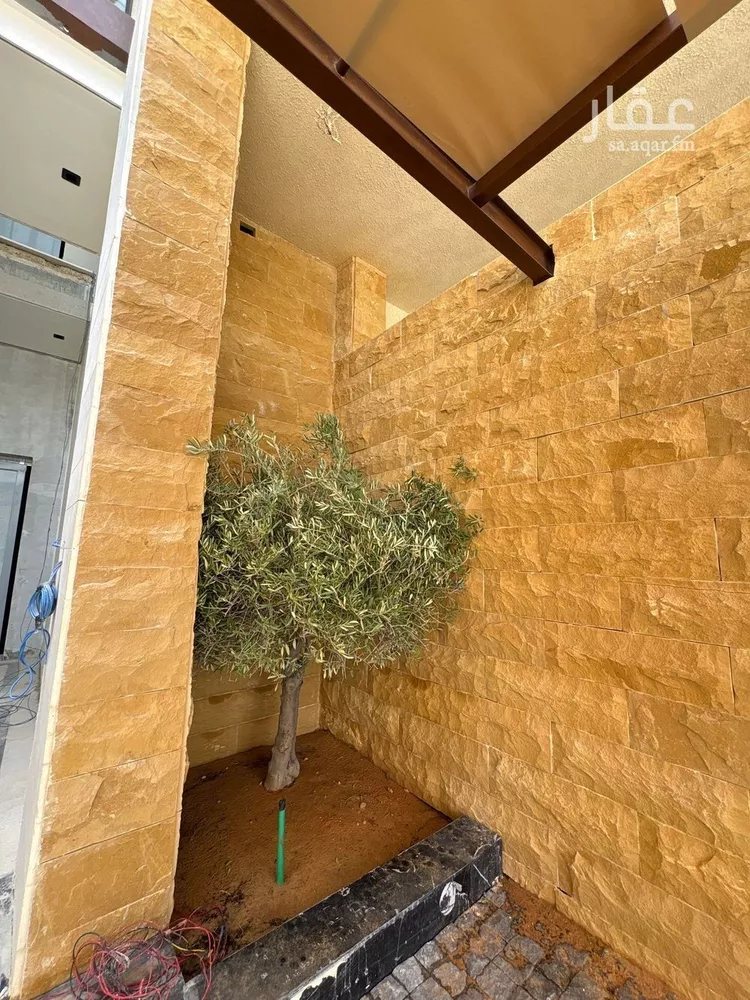 Floor for Sale in Riyadh Al Arid صورة 2