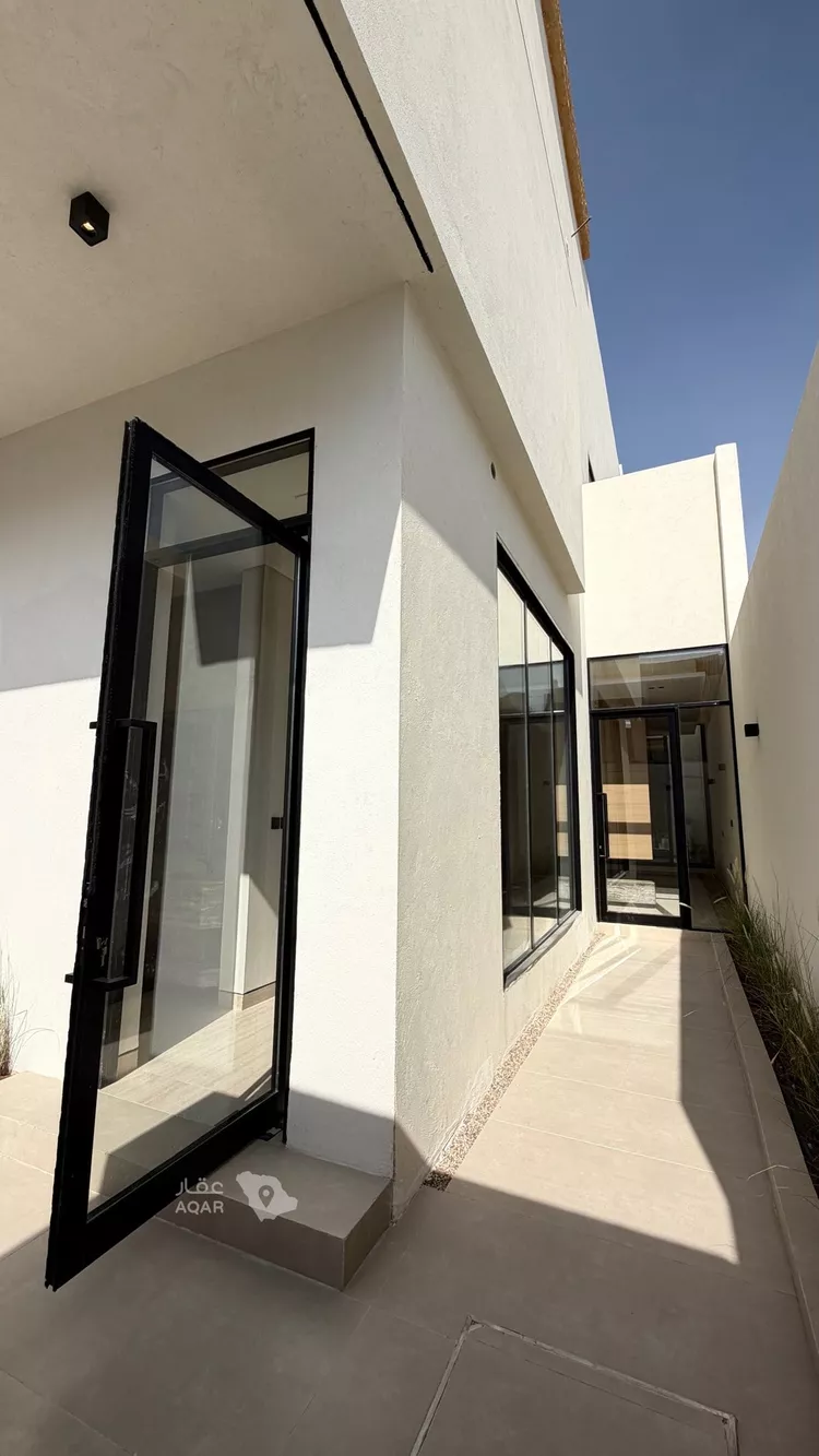 دور للبيع في شارع عبدالعزيز بن حمد التميمي, حي القيروان, مدينة الرياض, منطقة الرياض 5