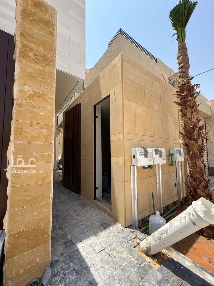 Floor for Sale in Riyadh Al Arid صورة 2