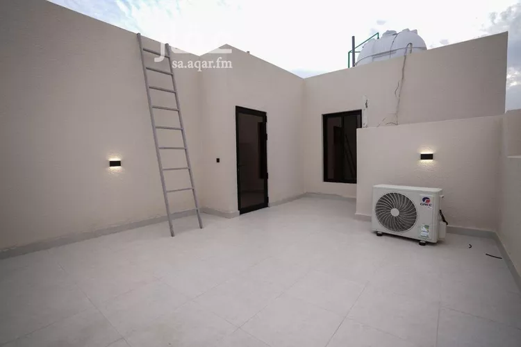دور للبيع في شارع رقم 355, حي النرجس, مدينة الرياض, منطقة الرياض صورة 4