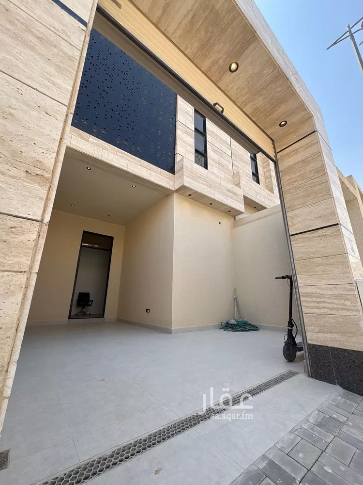 دور للبيع في شارع رقم 355, حي النرجس, مدينة الرياض, منطقة الرياض صورة 3