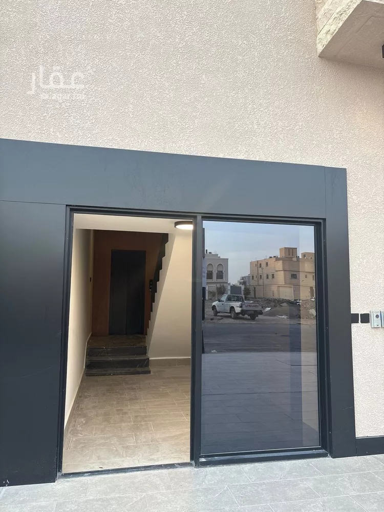 دور للبيع في شارع يعقوب بن حميد, حي العارض, مدينة الرياض, منطقة الرياض صورة 3