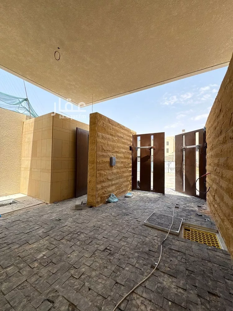 Floor for Sale in Riyadh Al Arid صورة 3