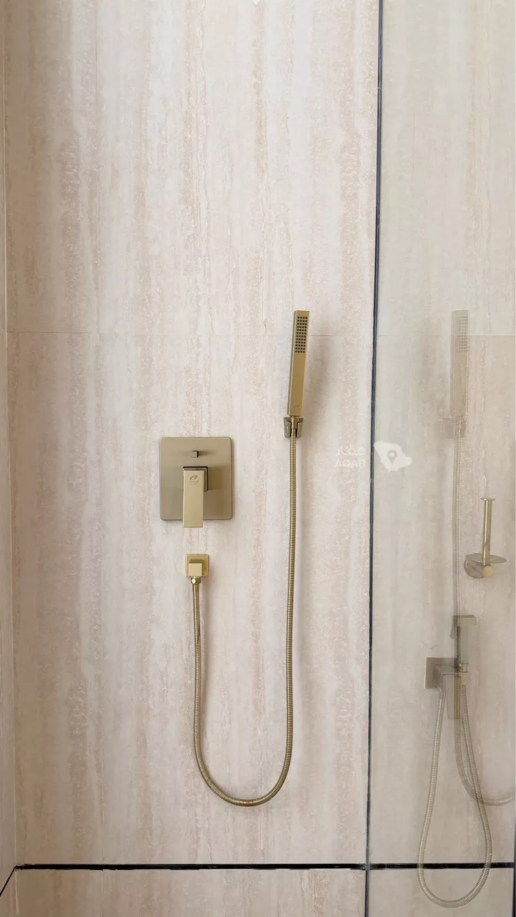 Floor for Sale in Riyadh Al Qirawan 15