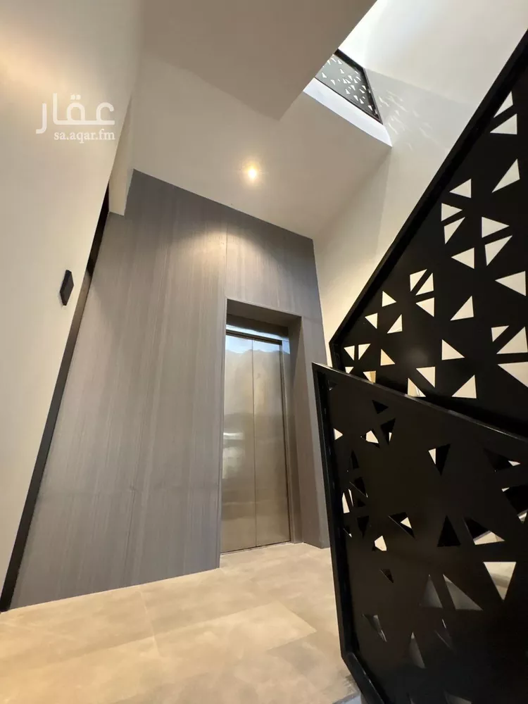 دور للبيع في شارع رقم 355, حي النرجس, مدينة الرياض, منطقة الرياض صورة 4