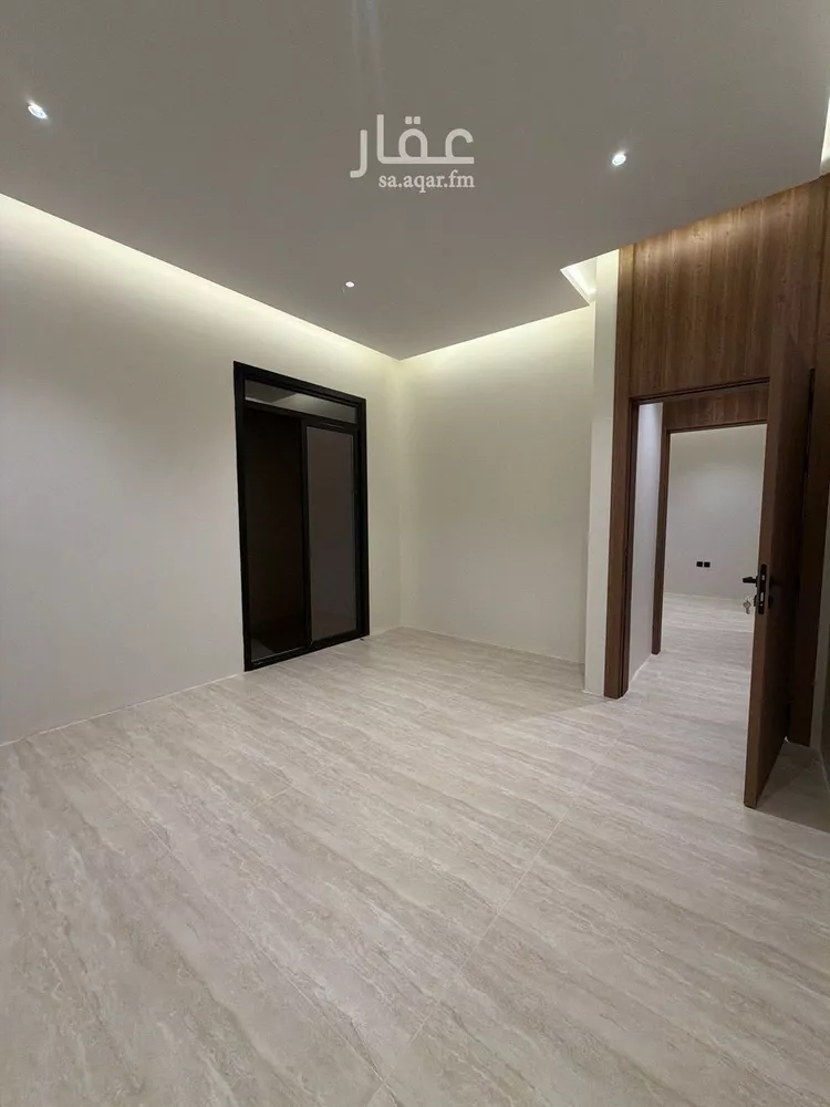 Floor for Sale in Riyadh Ishbiliyah 6