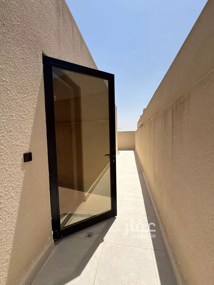 دور للبيع في شارع رقم 355, حي النرجس, مدينة الرياض, منطقة الرياض 13