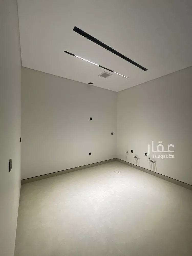 دور للبيع في شارع إبراهيم النبراوي, حي الملك فهد, مدينة الرياض, منطقة الرياض صورة 3