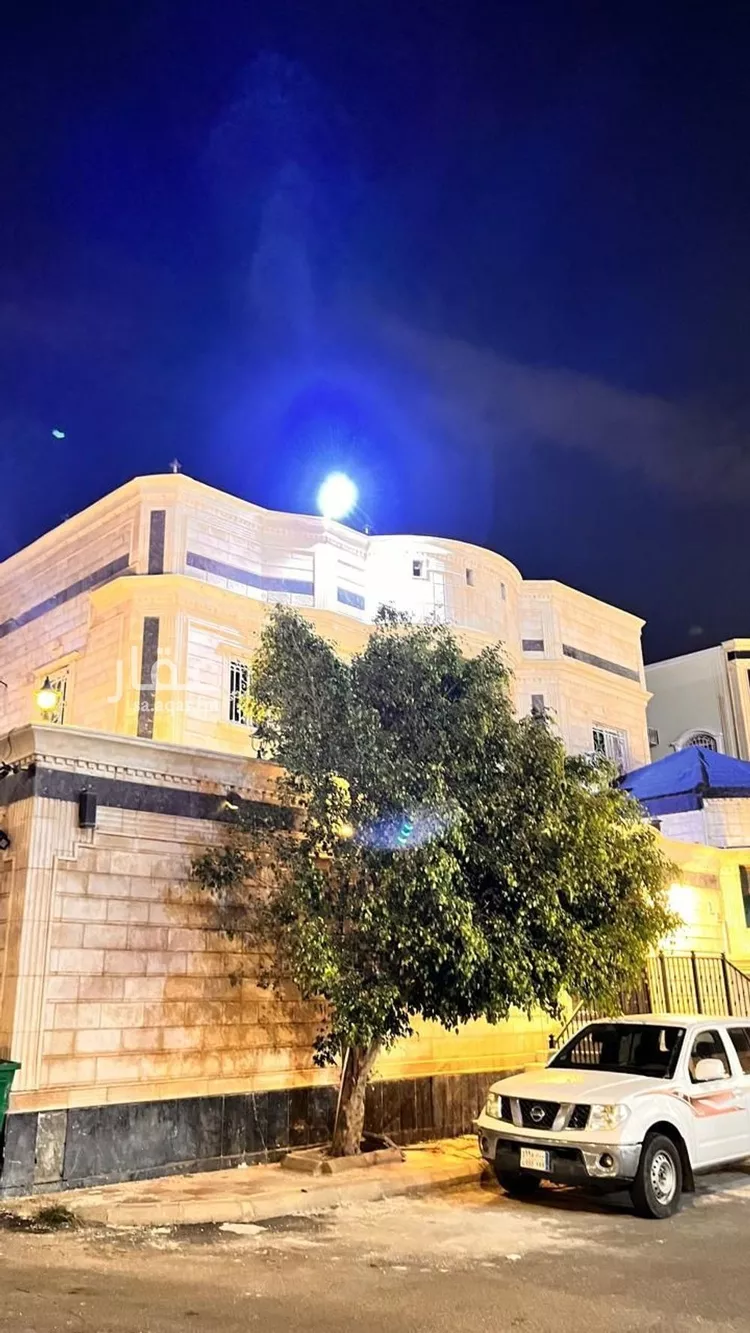 فيلا للبيع في شارع التعاون, حي العرين, مدينة أبها, منطقة عسير صورة 3