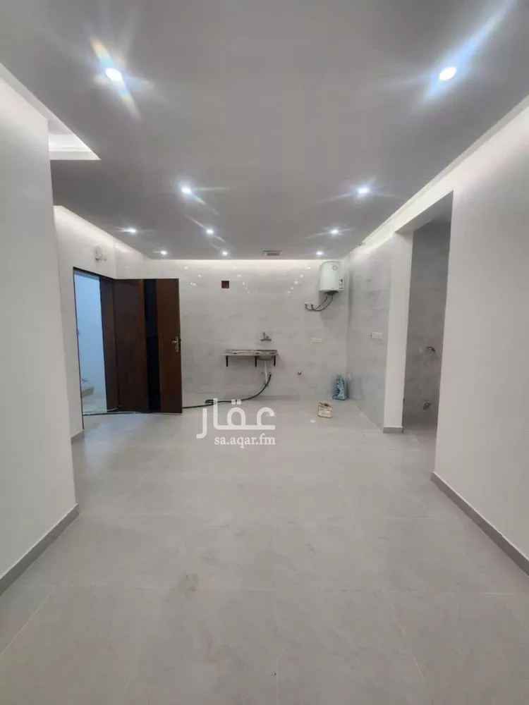 شقة للإيجار في شارع أسعد بن زرارة, حي عتيقة, مدينة الرياض, منطقة الرياض