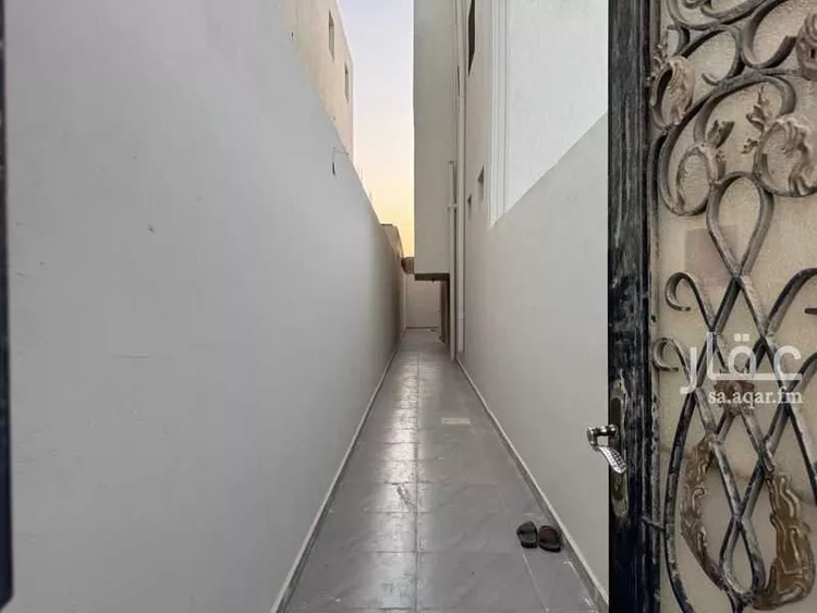 عمارة للبيع في شارع الشقة 190 ، حي الشقة ، بريدة ، بريدة صورة 5