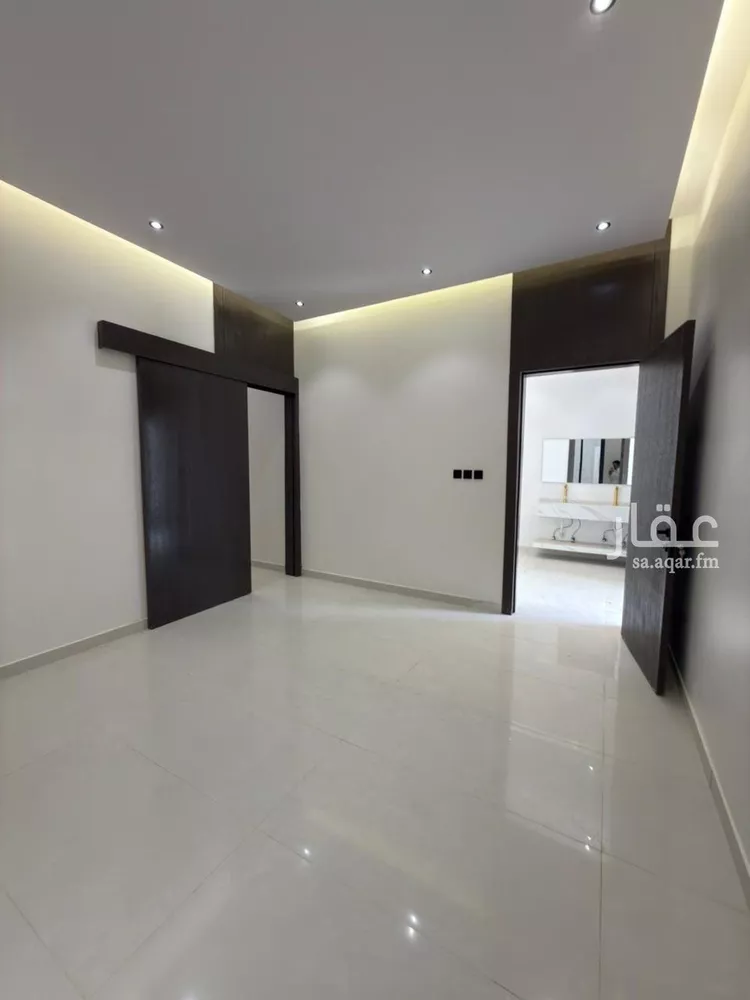 دور للبيع في شارع 2322, حي الجنادرية, مدينة الرياض, منطقة الرياض 19