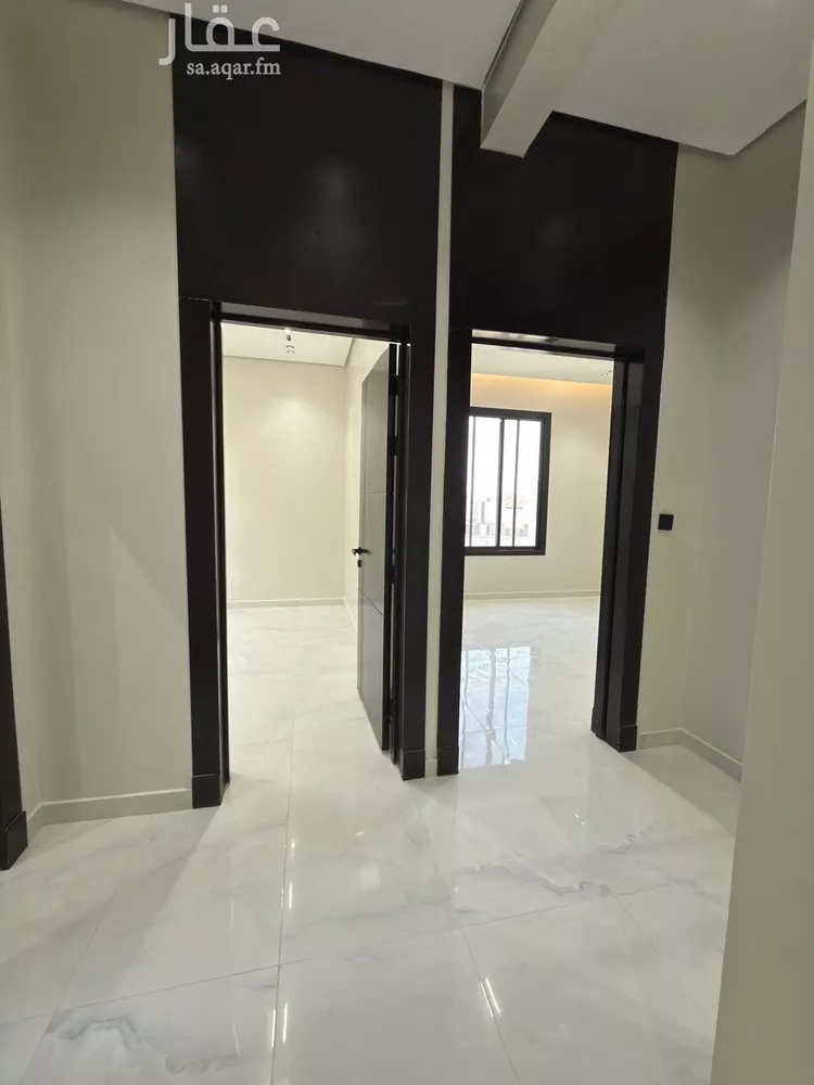 Floor for Sale in Riyadh Al Janadriyah 18
