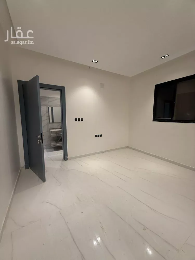 دور للبيع في شارع محسون جلال, حي عكاظ, مدينة الرياض, منطقة الرياض