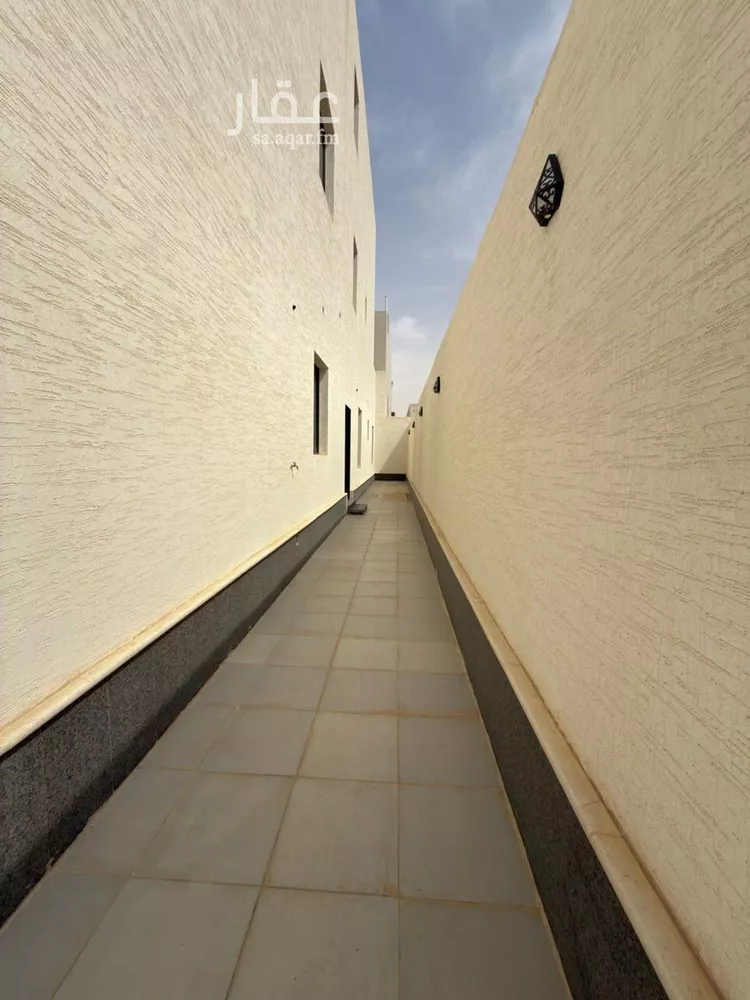 Floor for Sale in Riyadh Al Janadriyah صورة 4