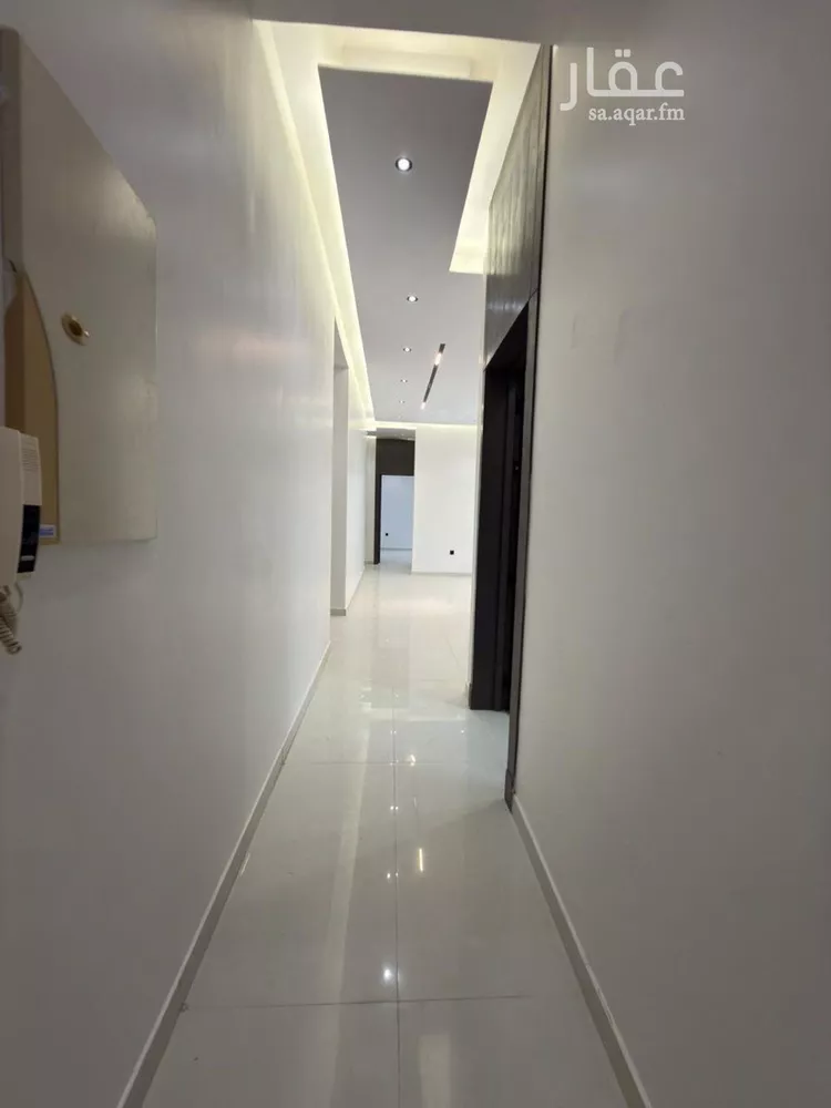 دور للبيع في شارع 2322, حي الجنادرية, مدينة الرياض, منطقة الرياض 16