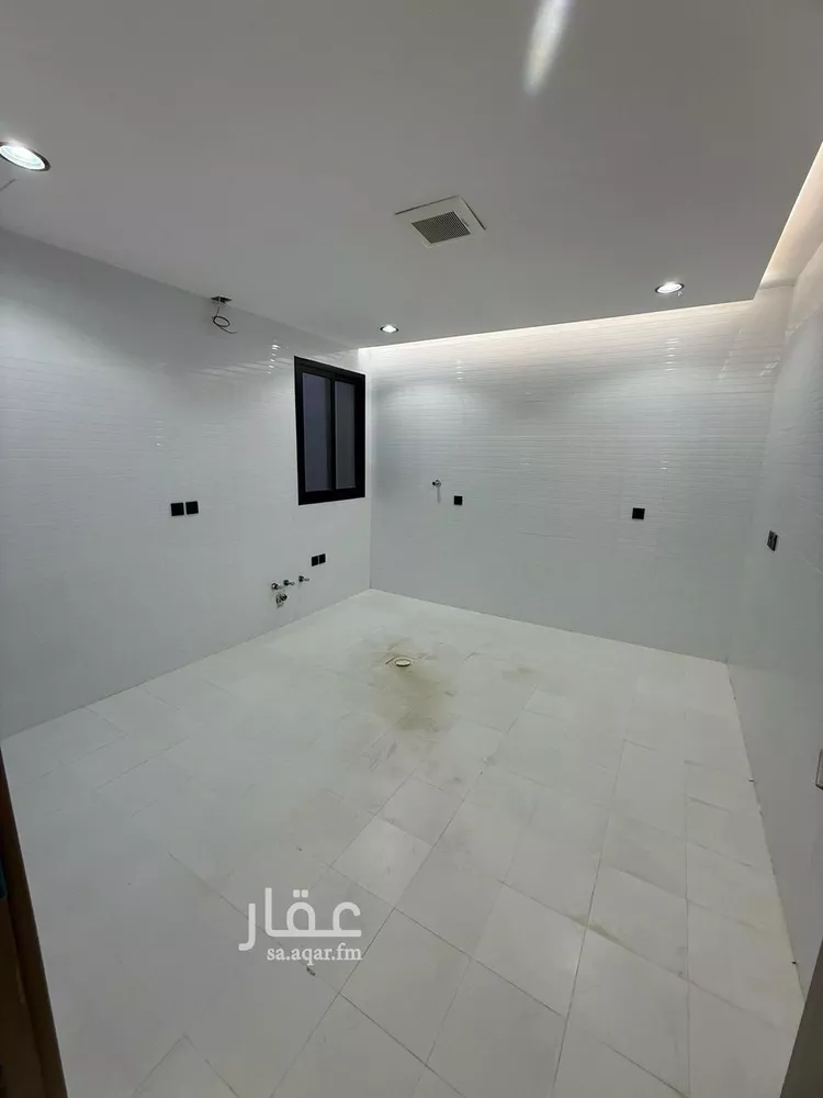 دور للبيع في شارع خيران, حي بدر, مدينة الرياض, منطقة الرياض 9