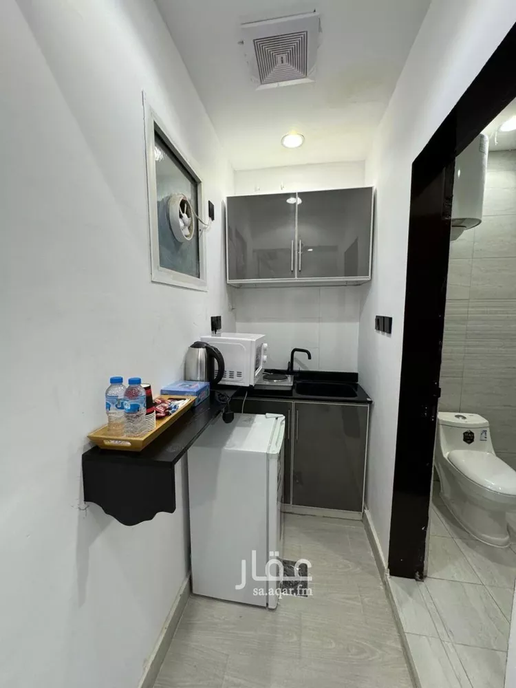شقة للإيجار في شارع ابي بكر الصديق الفرعي, حي المصيف, مدينة الرياض, منطقة الرياض 8