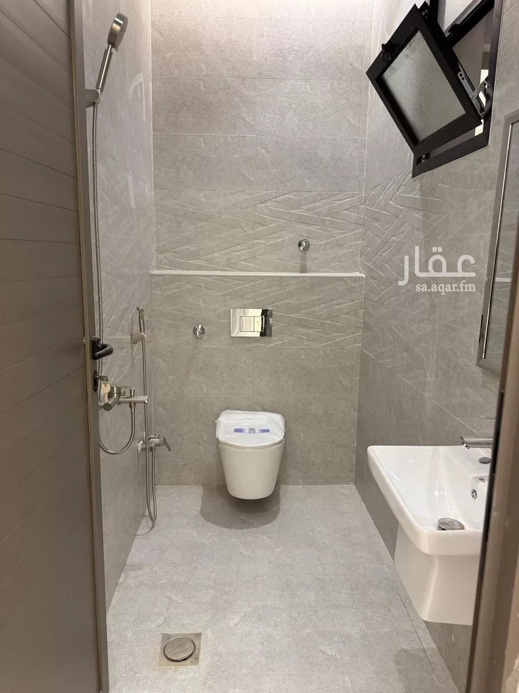 دور للبيع في شارع هاشم بن عتبه, حي بدر, مدينة الرياض, منطقة الرياض 15