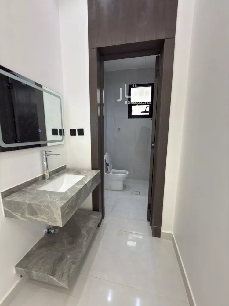 دور للبيع في شارع 2322, حي الجنادرية, مدينة الرياض, منطقة الرياض 7