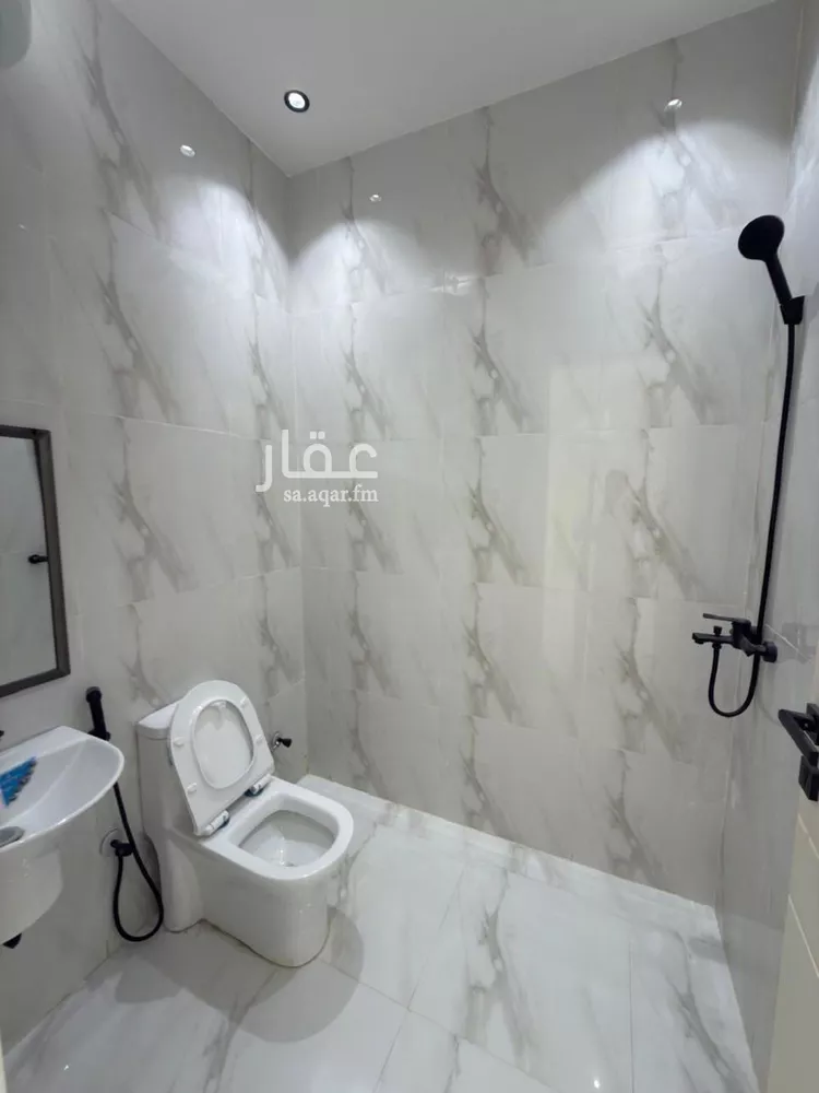شقة للبيع في شارع زينب الثقفية, حي العوالي, مدينة الرياض, منطقة الرياض 9