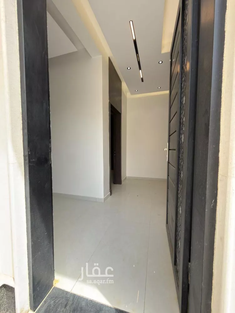 Floor for Sale in Riyadh Al Janadriyah صورة 2