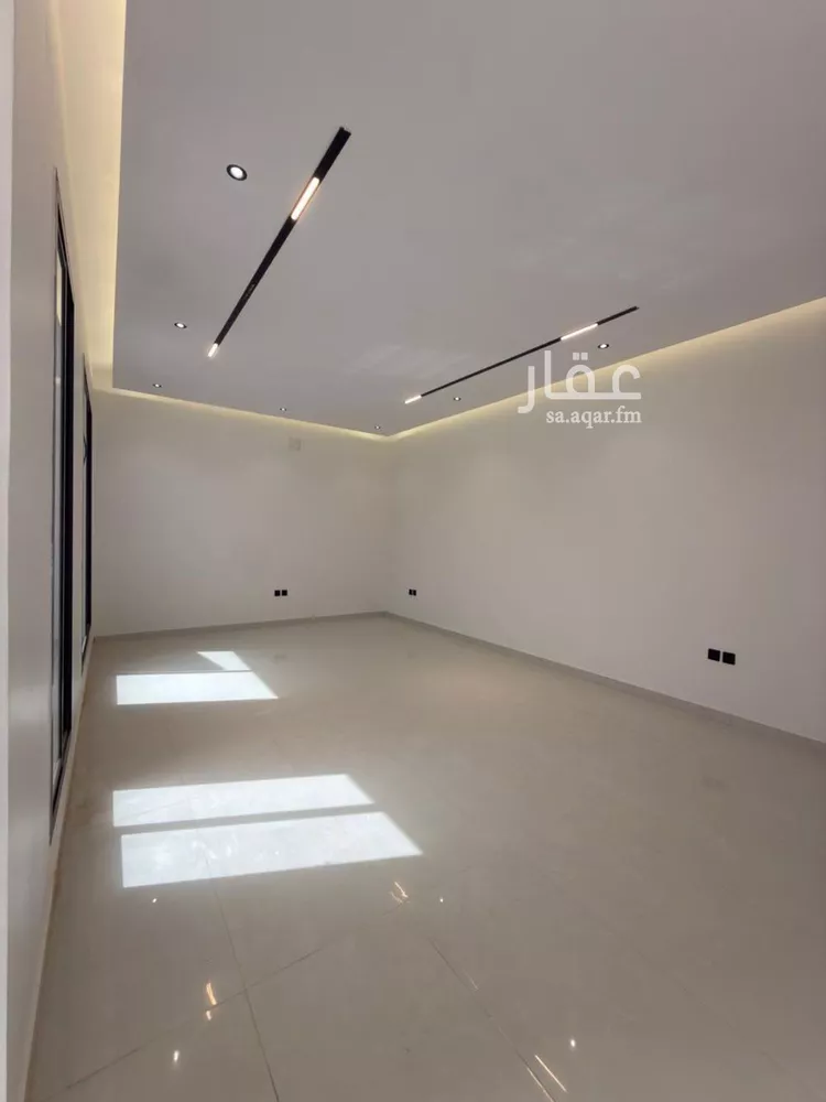 دور للبيع في شارع 2322, حي الجنادرية, مدينة الرياض, منطقة الرياض 9