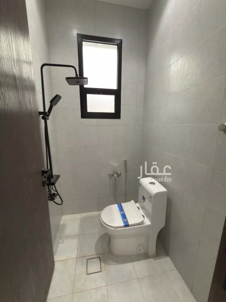 دور للبيع في شارع 2322, حي الجنادرية, مدينة الرياض, منطقة الرياض 12