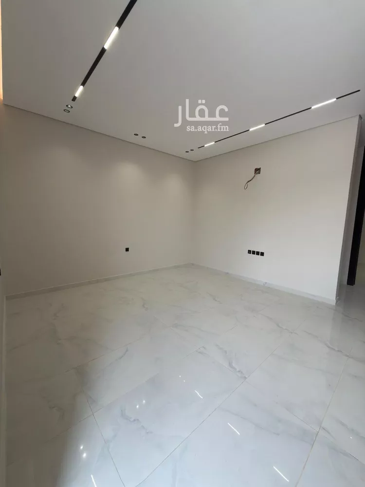 Floor for Sale in Riyadh Al Janadriyah صورة 4