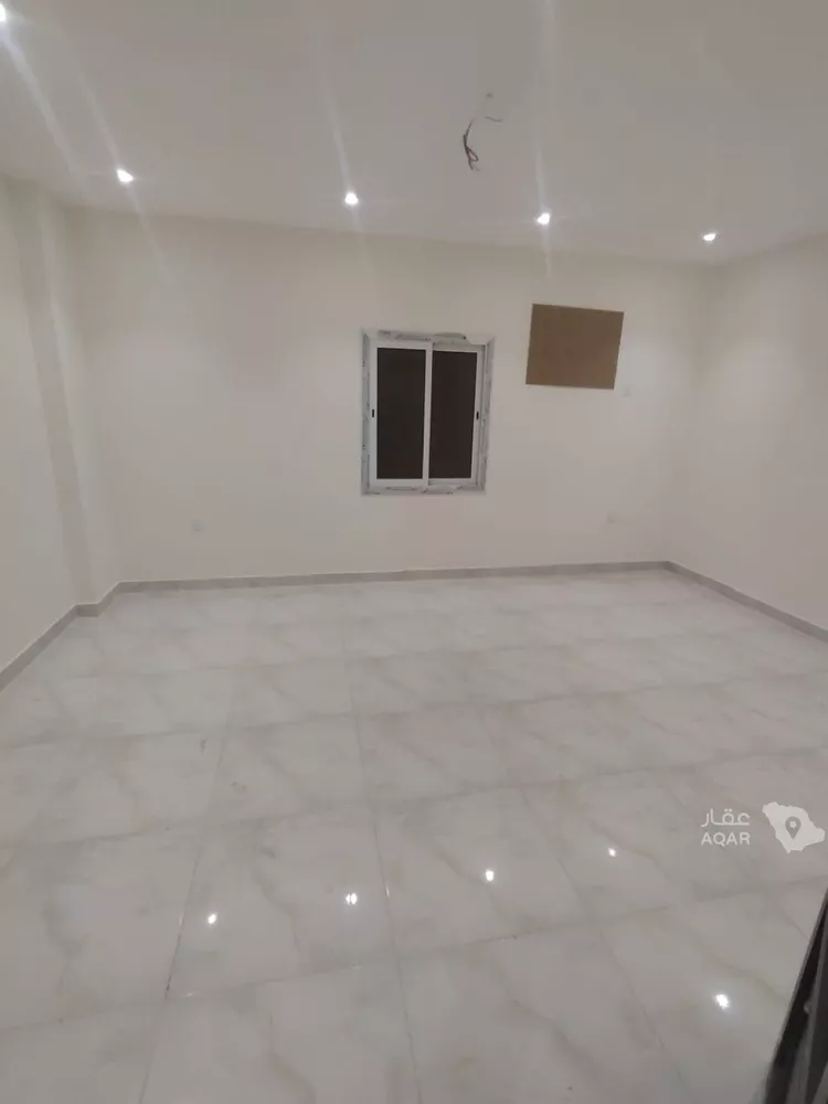 عمارة للإيجار في شارع أبو بكر بن فتحون, حي الشراع, مدينة جدة, منطقة مكة المكرمة 3