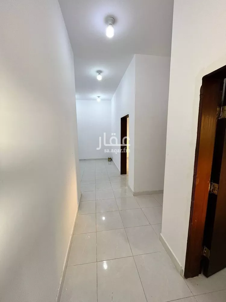 Building for Sale in Jeddah Az Zomorod صورة 4