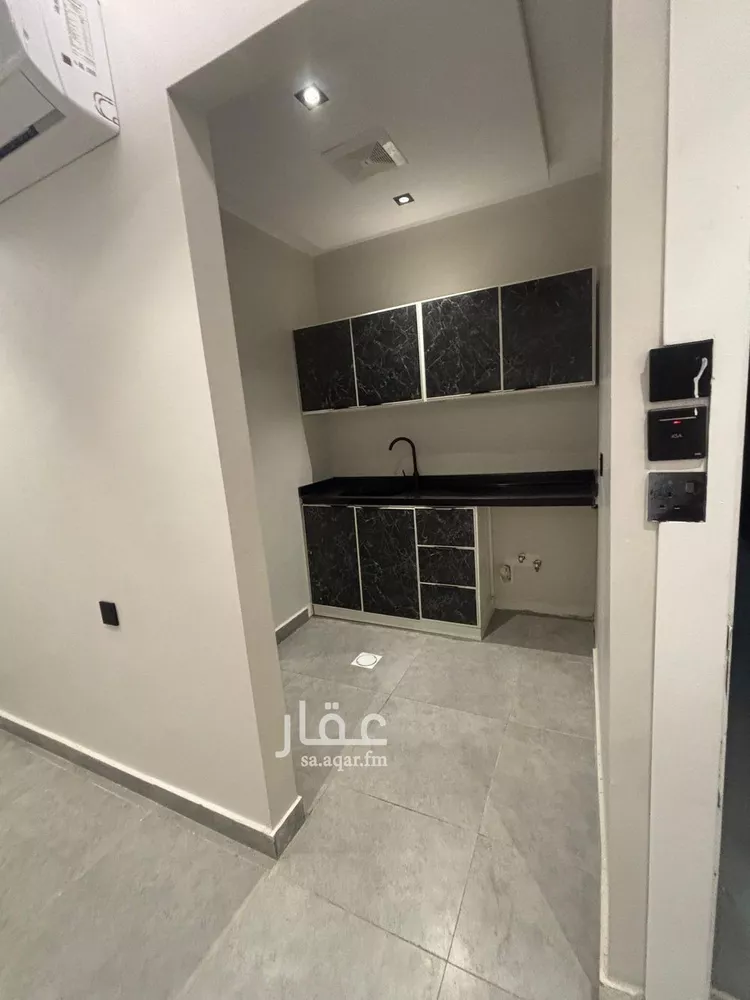 شقة للإيجار في شارع ابن زهير, حي الروضة, مدينة الرياض, منطقة الرياض صورة 5