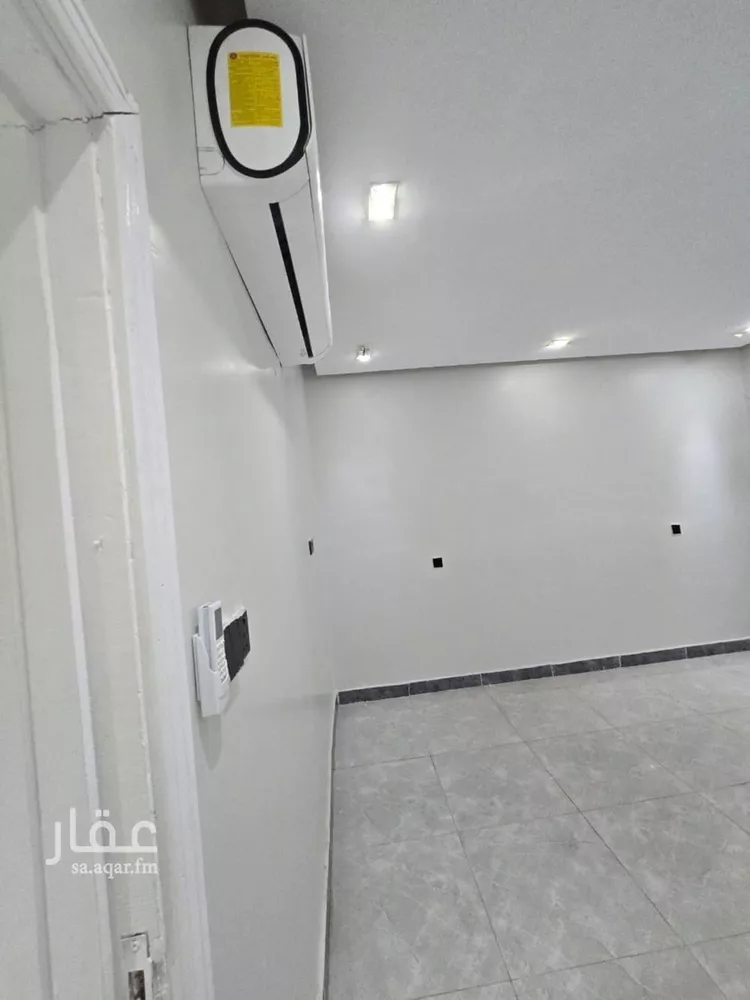 شقة للإيجار في شارع وادي الثمامة, حي السليمانية, مدينة الرياض, منطقة الرياض صورة 2