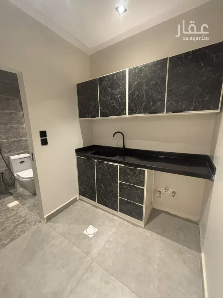 شقة للإيجار في شارع ابن زهير, حي الروضة, مدينة الرياض, منطقة الرياض صورة 2