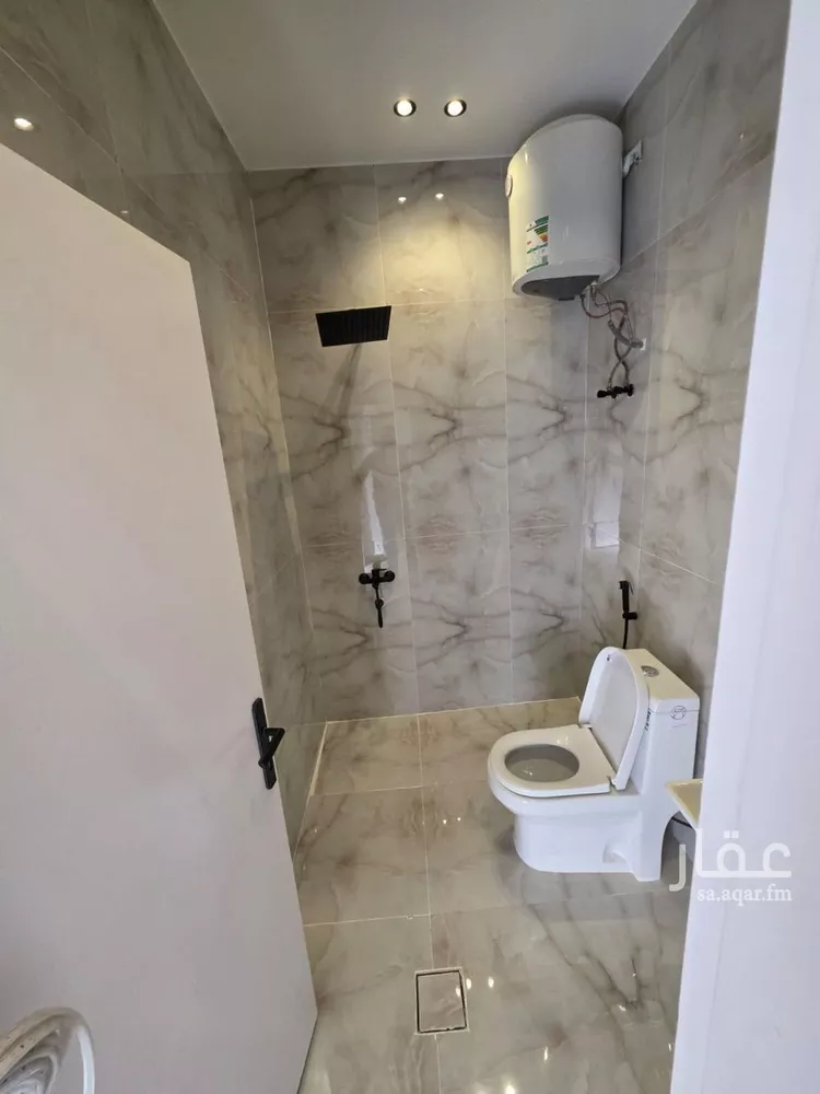 شقة للإيجار في شارع وادي الثمامة, حي السليمانية, مدينة الرياض, منطقة الرياض صورة 4