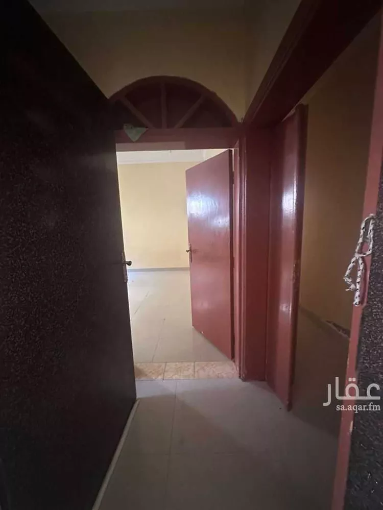 شقة للإيجار في شارع عبدالله ابن غنام ، حي الياسمين ، حائل ، منطقة حائل