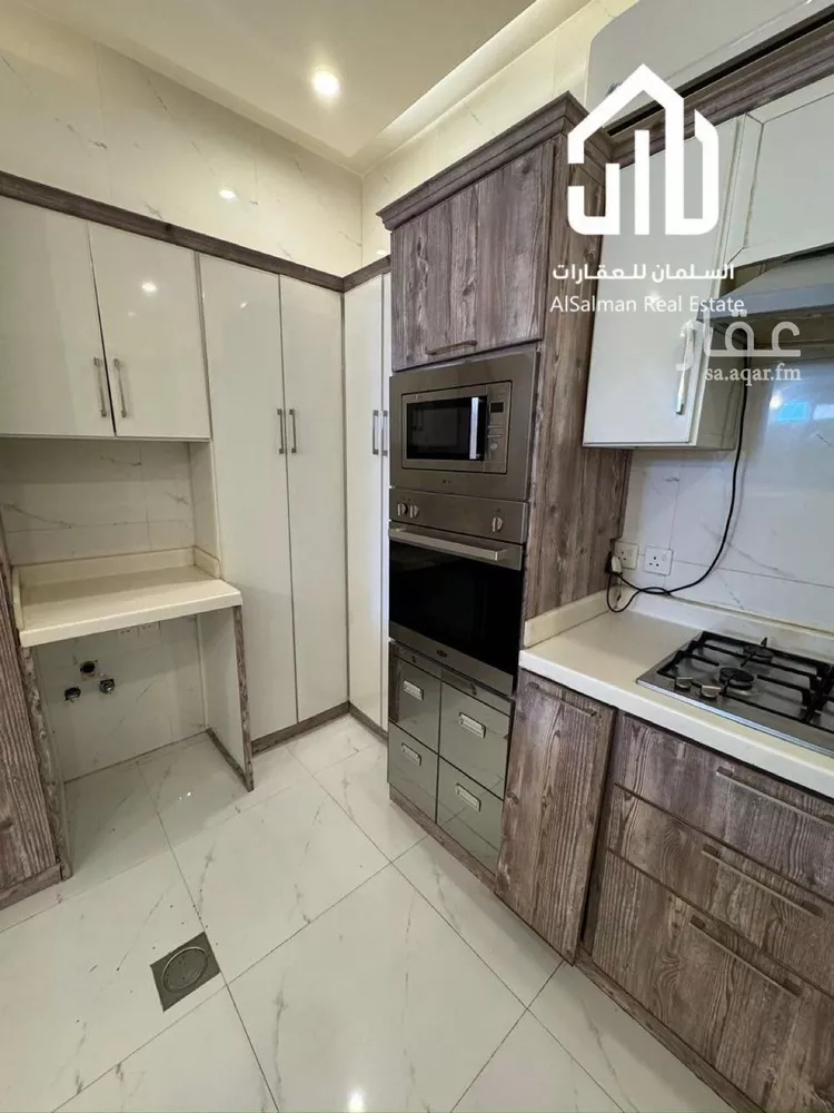 شقة للبيع في شارع عيسى الغبريني, حي العارض, مدينة الرياض, منطقة الرياض صورة 2